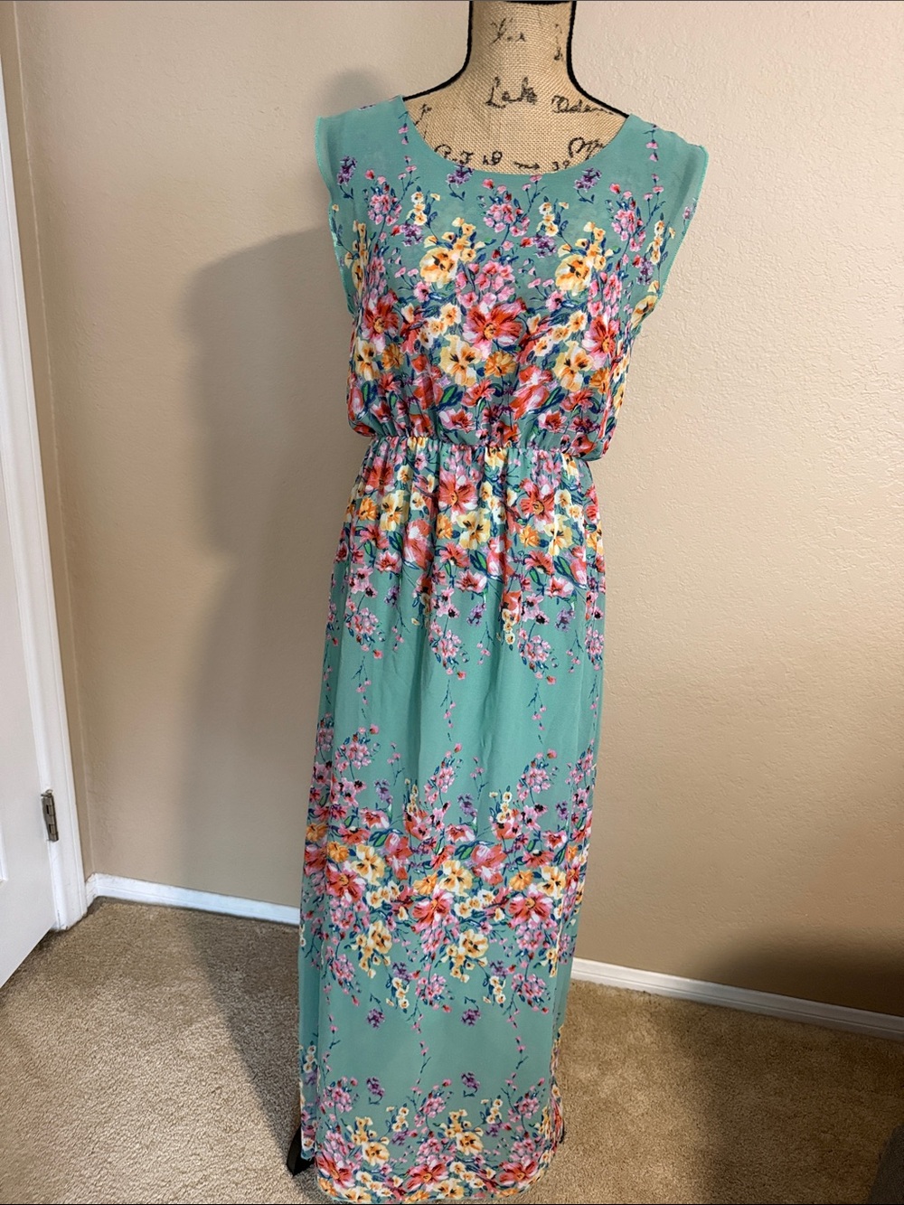 Sleeveless Aqua Floral Maxi Dress with Elastic Waist